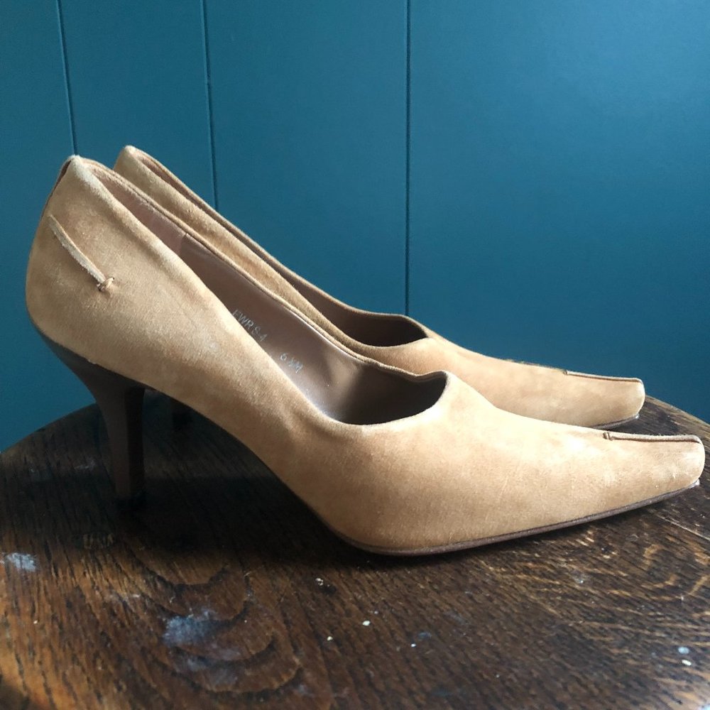 Donald J Pliner Heels